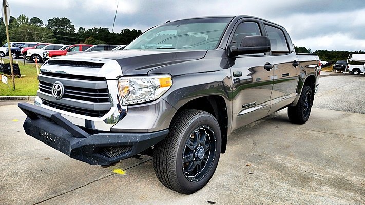 Used 2016 Toyota Tundra SR5 w/ SR5 Upgrade Package AWD/4WD image 5