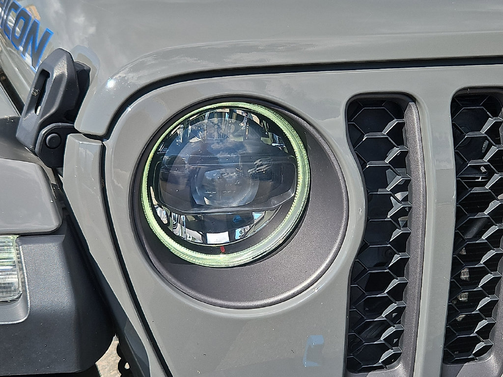 Used 2023 Jeep Wrangler Unlimited Rubicon 4xe w/ Cold Weather Group AWD/4WD image 10