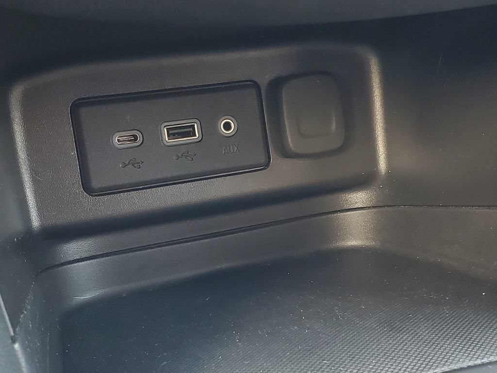 Used 2022 Chevrolet Equinox LT FWD image 20