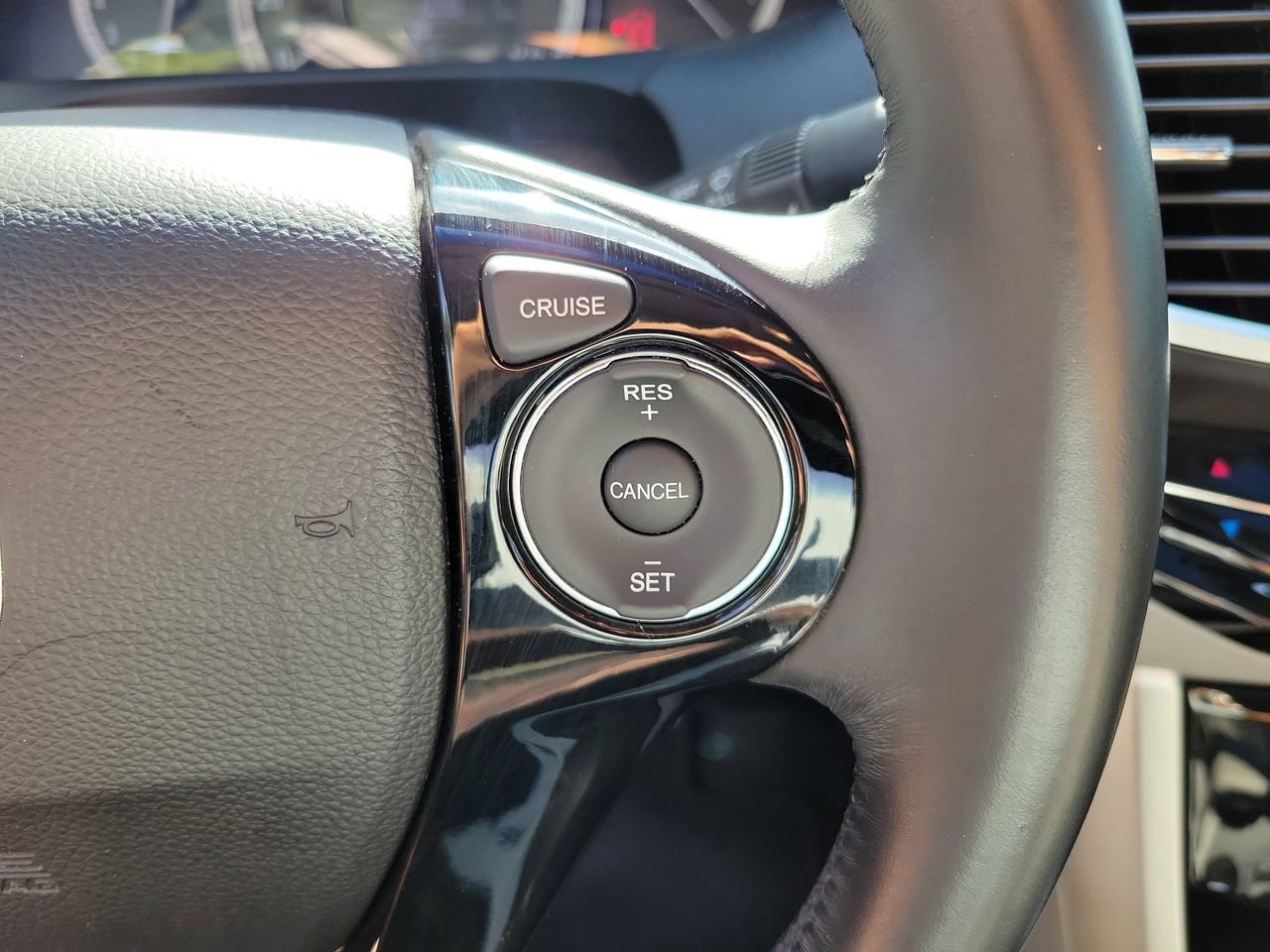 Used 2016 Honda Accord EX-L image 20