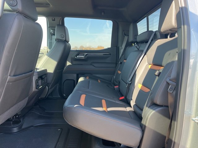 Used 2025 GMC Sierra 1500 AT4 w/ AT4 Premium Package image 18