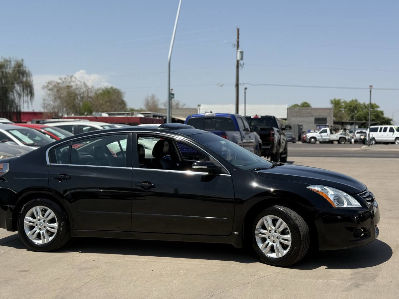 Used 2012 Nissan Altima 2.5 SL w/ Convenience Pkg image 16