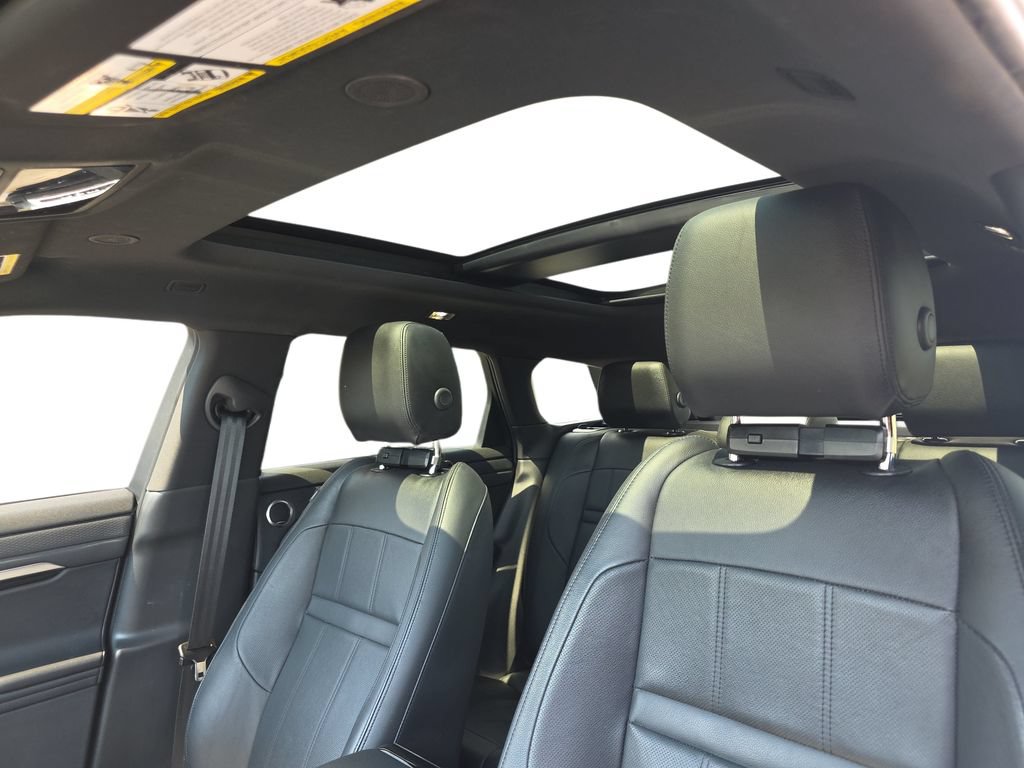 Used 2023 Land Rover Range Rover Evoque R-Dynamic S AWD/4WD image 29