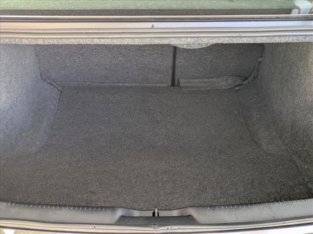 Used 2023 Chrysler 300 Touring w/ Sport Appearance Package image 6