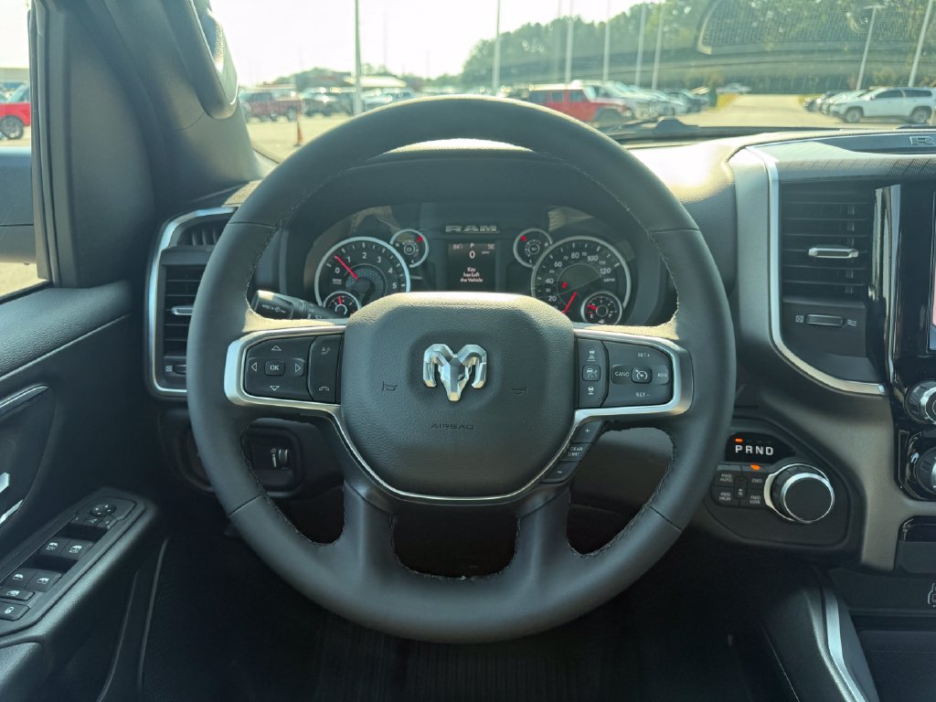 New 2027 RAM 1500 4x4 Crew Cab image 9