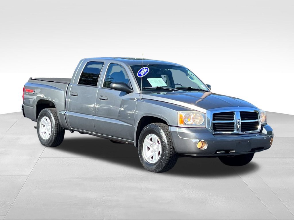 Used 2006 Dodge Dakota SLT w/ TRX4 Off Road Group AWD/4WD image 3