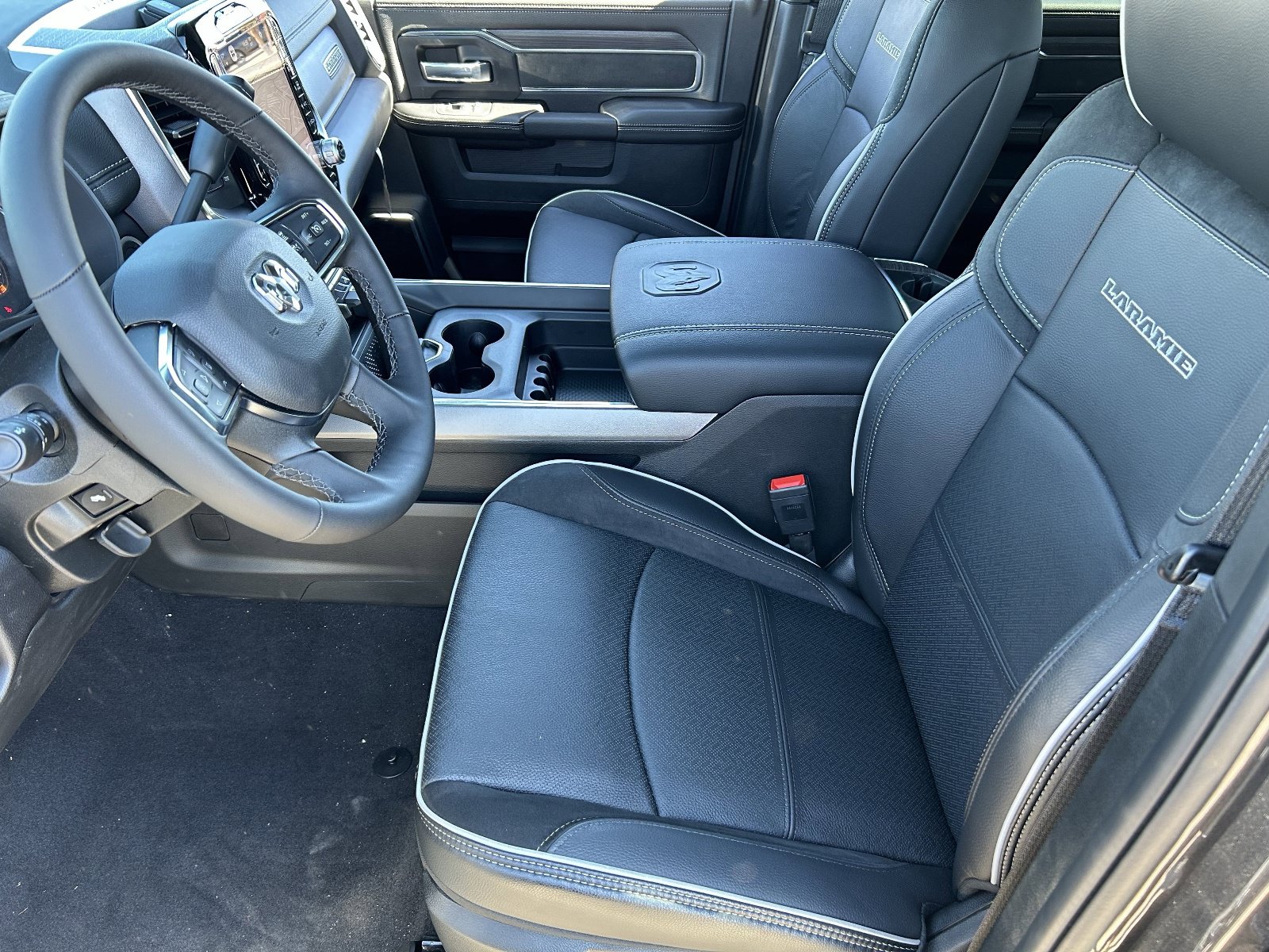 New 2026 RAM 2500 Laramie w/ Night Edition AWD/4WD image 16