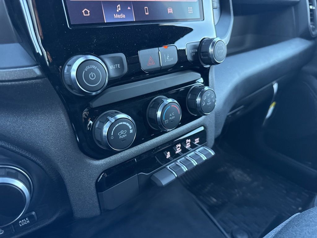 New 2025 RAM 1500 Classic Warlock image 21