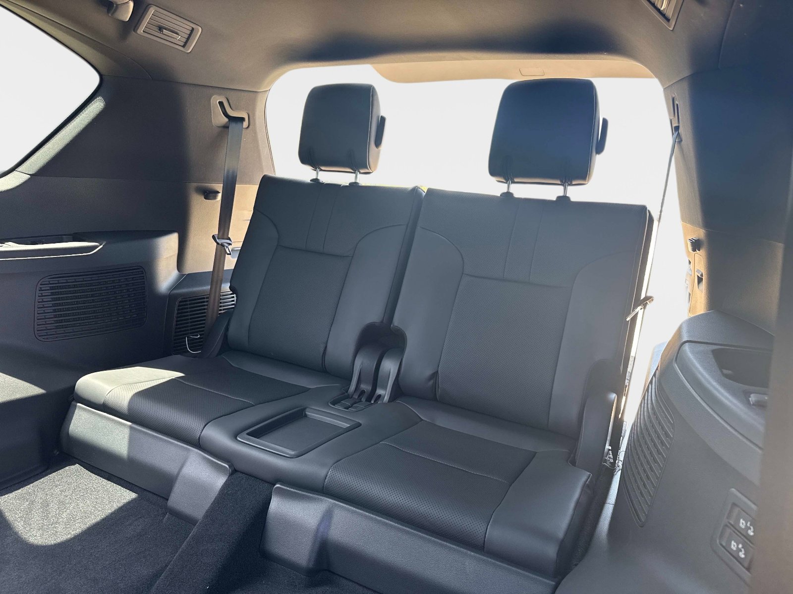 New 2026 Lexus LX 700h Overtrail AWD/4WD image 18