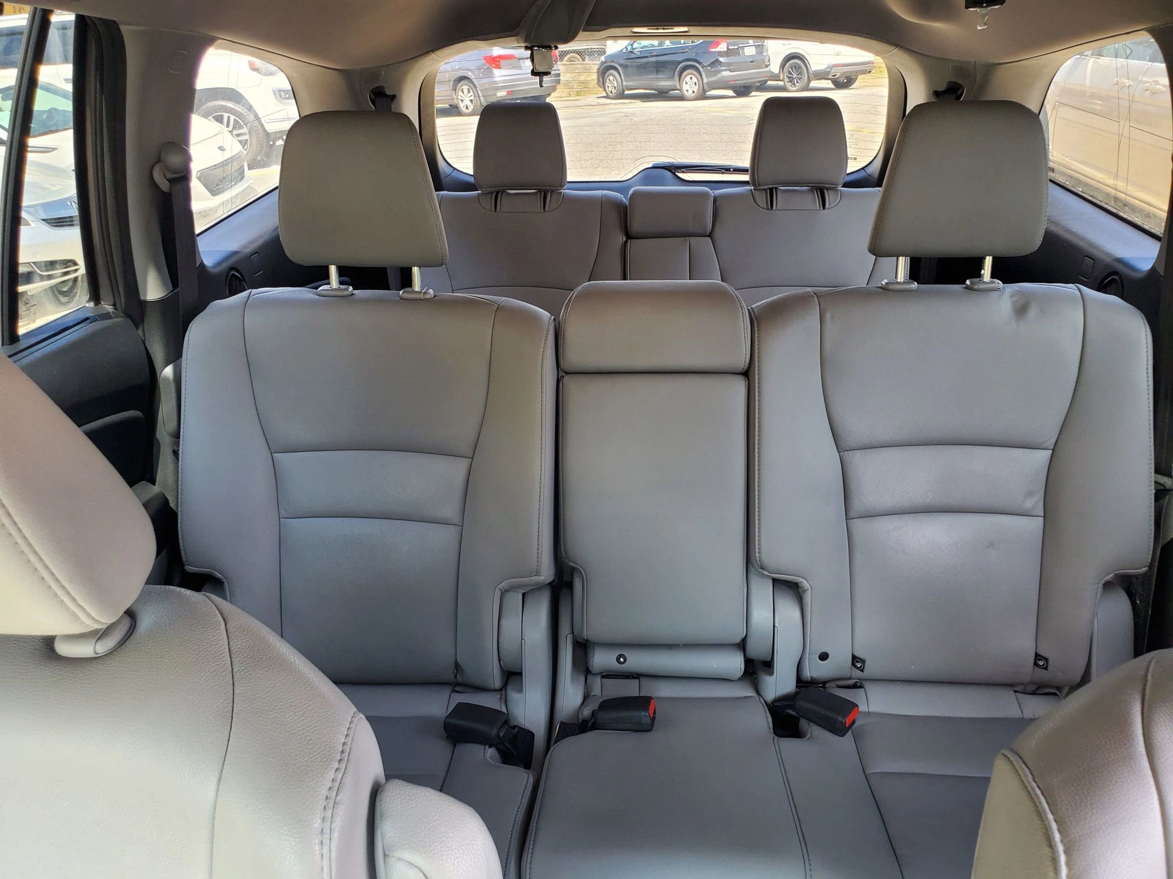 Used 2017 Honda Pilot Touring image 25