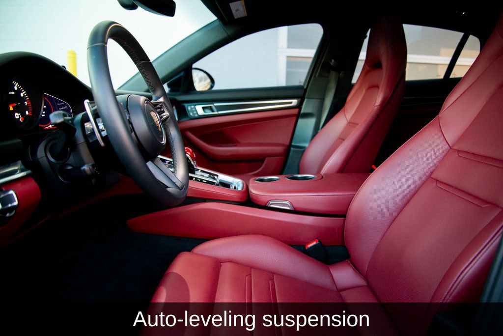 Used 2022 Porsche Panamera Platinum Edition image 13