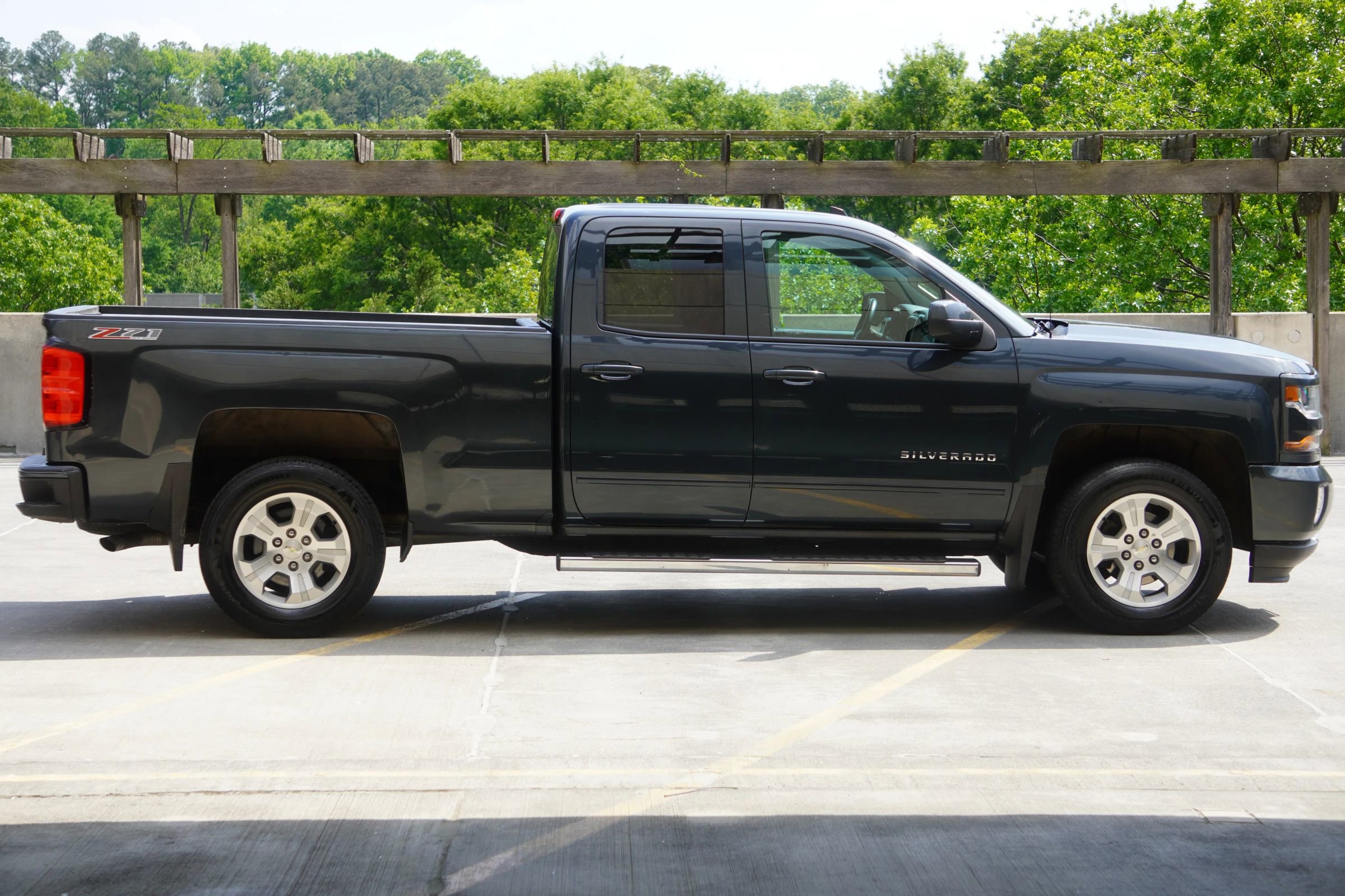 Used 2017 Chevrolet Silverado 1500 LT w/ All Star Edition AWD/4WD image 14