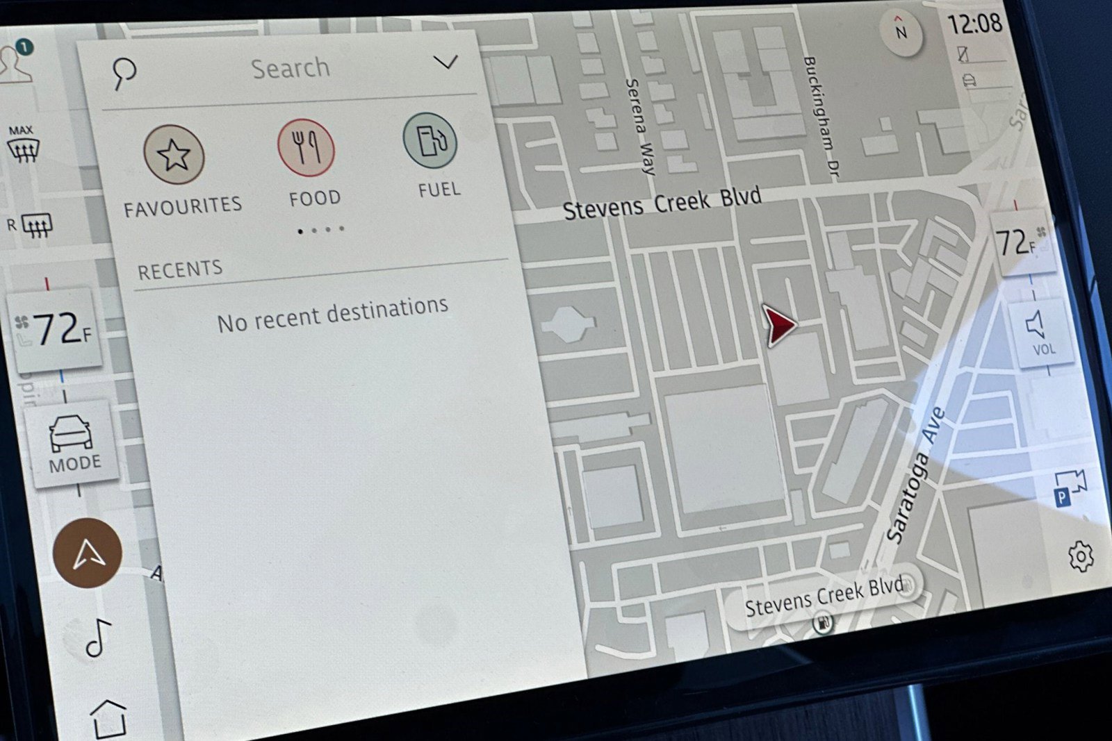 New 2026 Land Rover Range Rover Long Wheelbase SE image 18