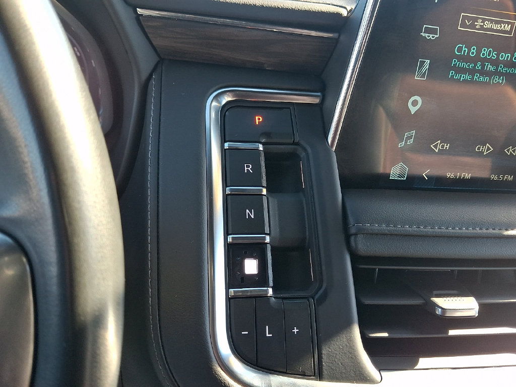 Used 2023 Chevrolet Tahoe LT AWD/4WD image 17