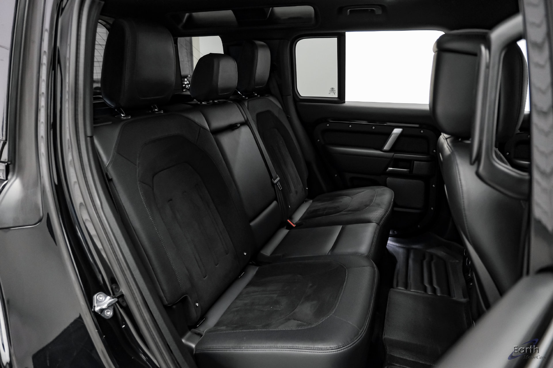 Used 2022 Land Rover Defender 110 V8 AWD/4WD image 80