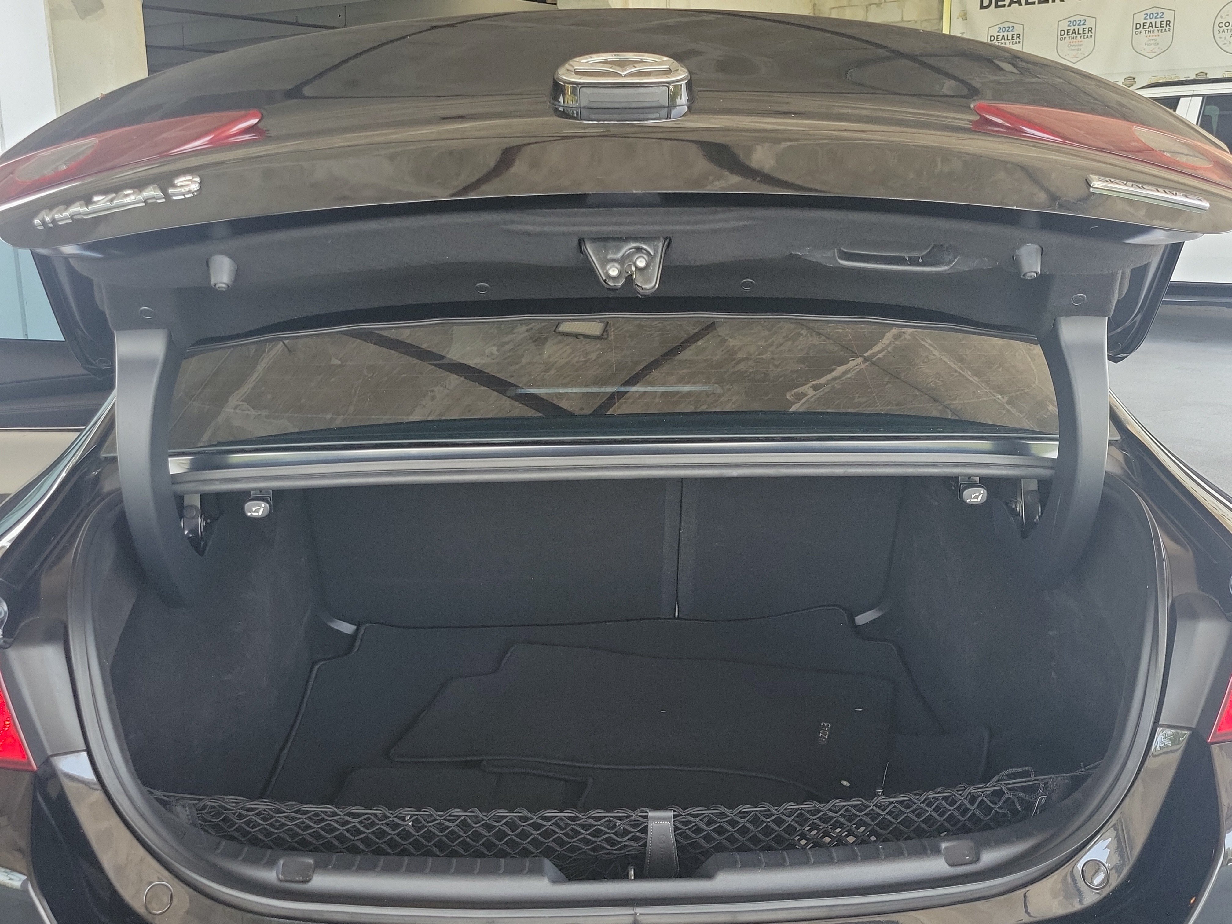 Used 2021 MAZDA MAZDA3 s FWD image 8