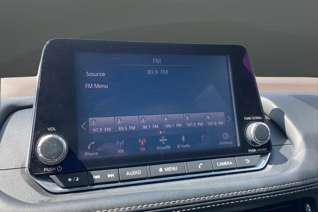 Used 2021 Nissan Rogue SV AWD/4WD image 14