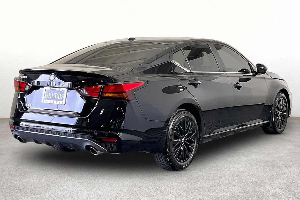 New 2026 Nissan Altima 2.5 SV w/ SV Special Edition Package FWD image 40