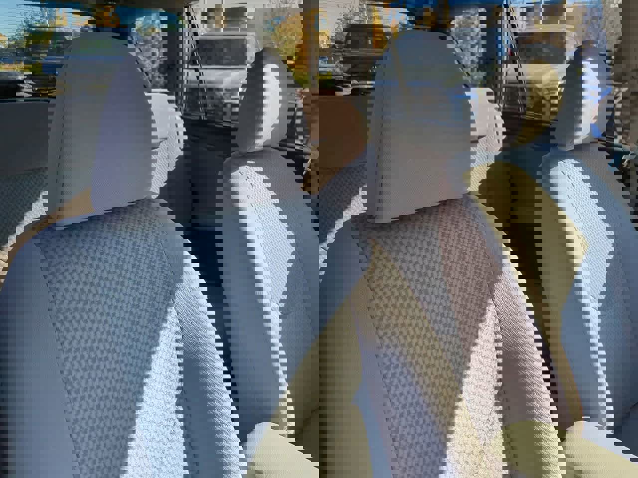 Used 2006 Toyota RAV4 4WD image 7