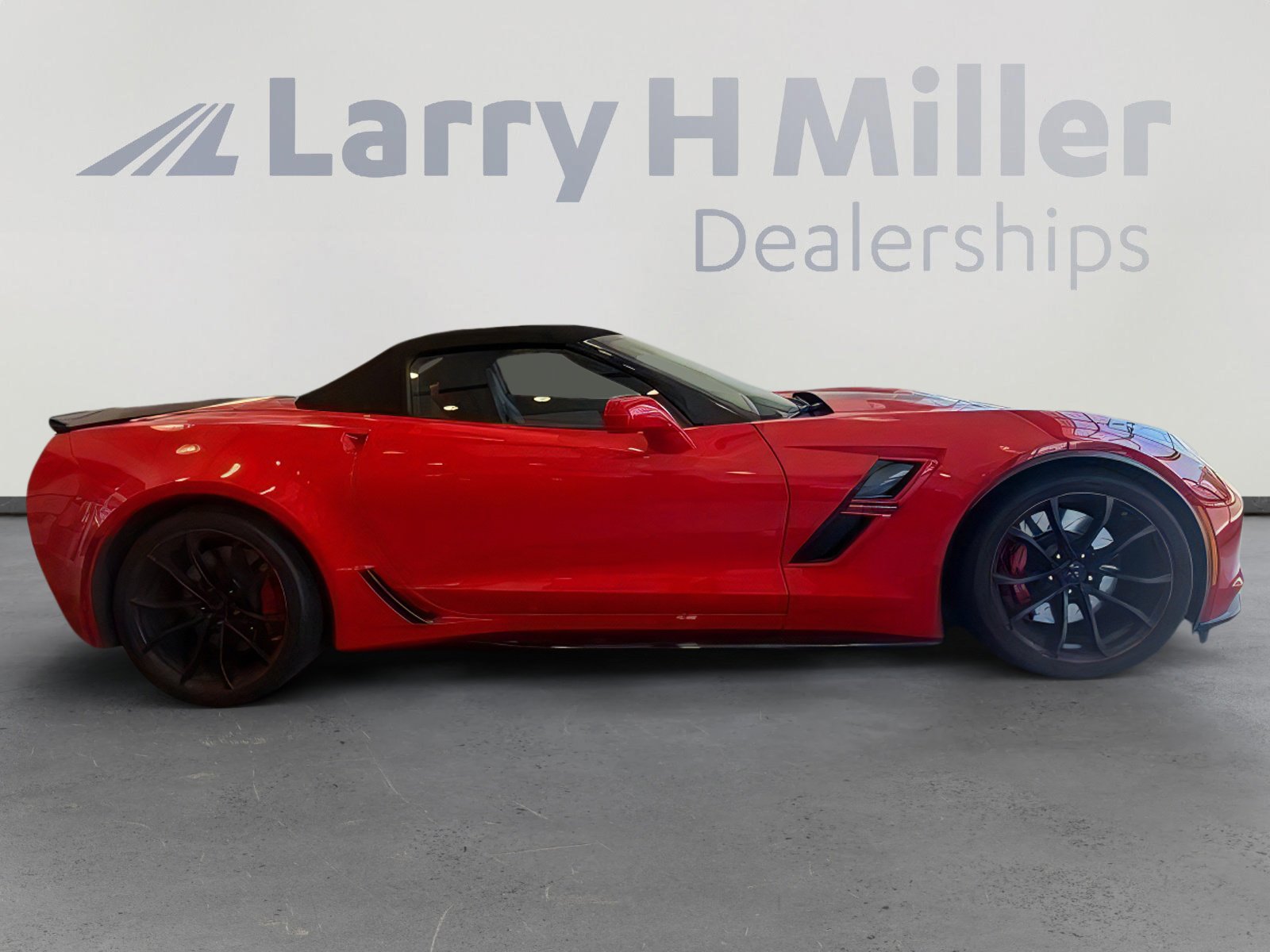 Used 2019 Chevrolet Corvette Grand Sport RWD image 7