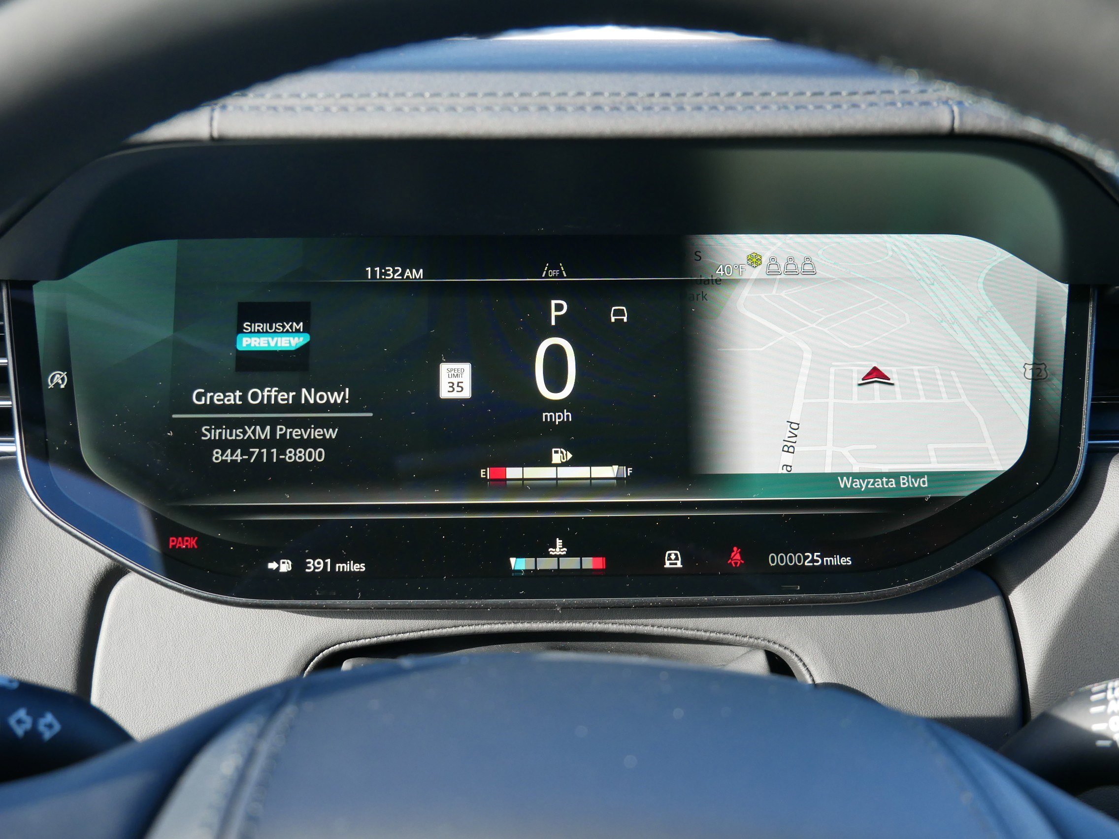 New 2025 Land Rover Range Rover SE image 9