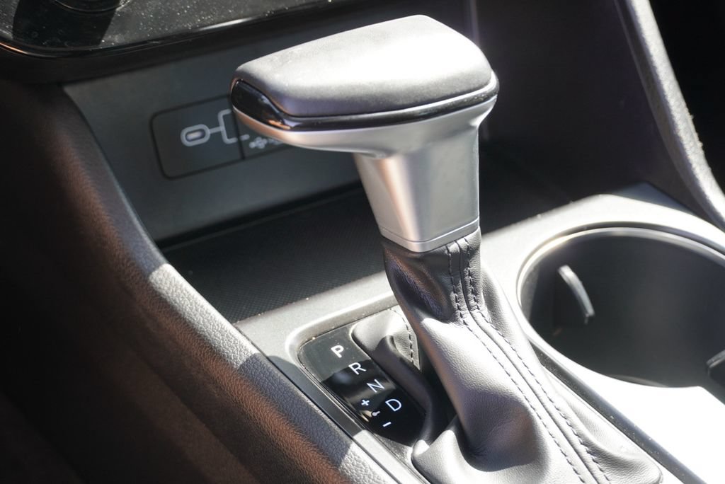 Used 2025 Hyundai Sonata SE FWD image 25