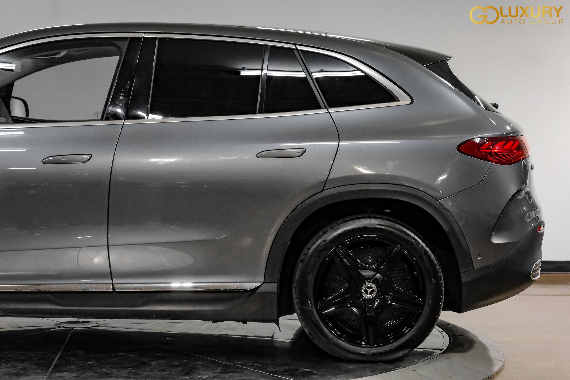 Used 2023 Mercedes-Benz EQE 350+ SUV w/ AMG Line Exterior Package image 14