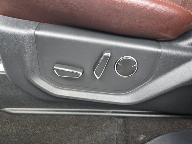 Used 2023 Ford Expedition Max Limited image 24