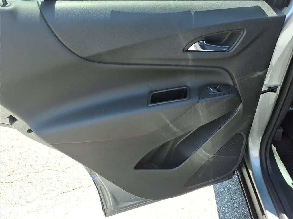 Used 2024 Chevrolet Equinox LT FWD image 21