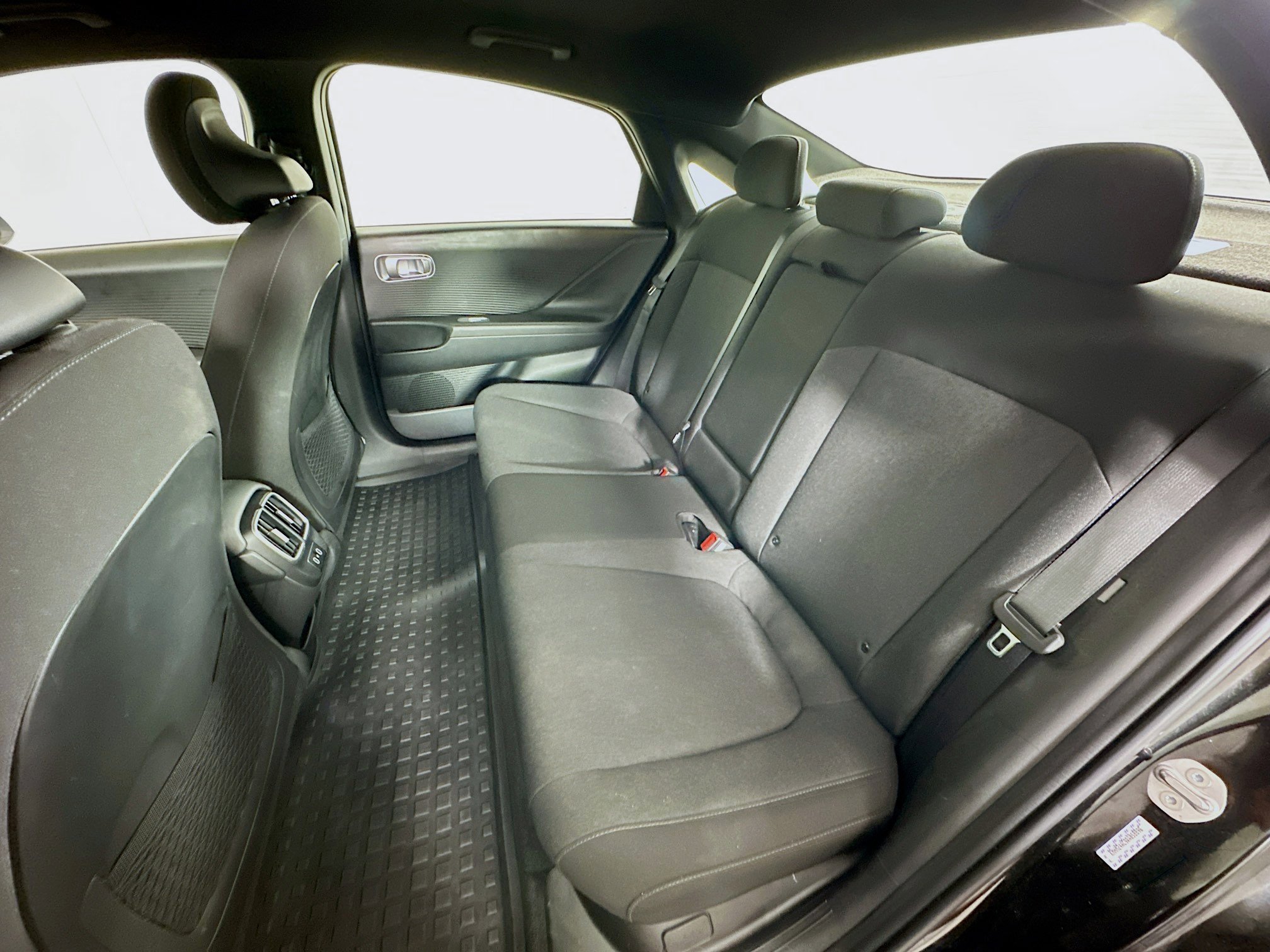 Used 2024 Hyundai Ioniq 6 SE AWD/4WD image 27