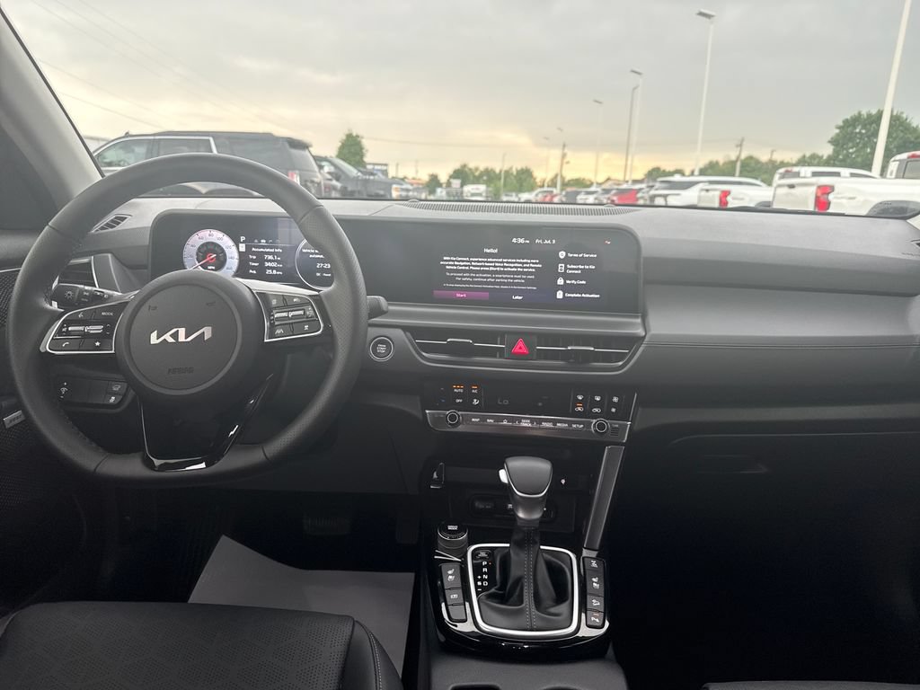 Used 2026 Kia Seltos SX w/ SX Sunroof Package AWD/4WD image 15