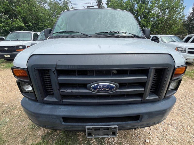 Used 2013 Ford E-350 and Econoline 350 XL w/ PWR Windows & Locks Group RWD image 2