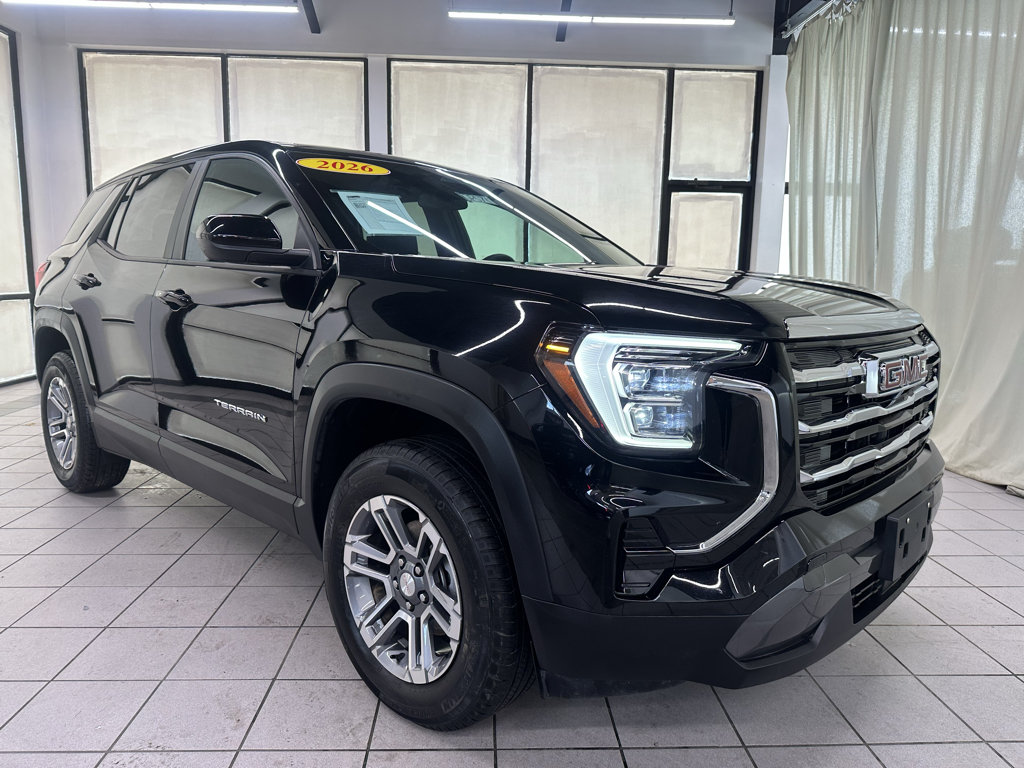 Used 2026 GMC Terrain Elevation FWD image 2