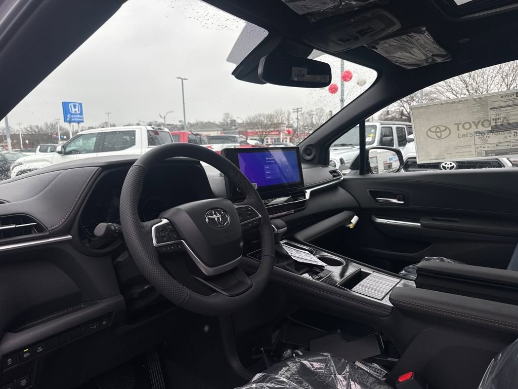 New 2026 Toyota Sienna XLE Woodland Edition image 15