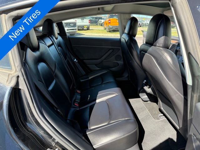 Used 2022 Tesla Model 3 Long Range image 31