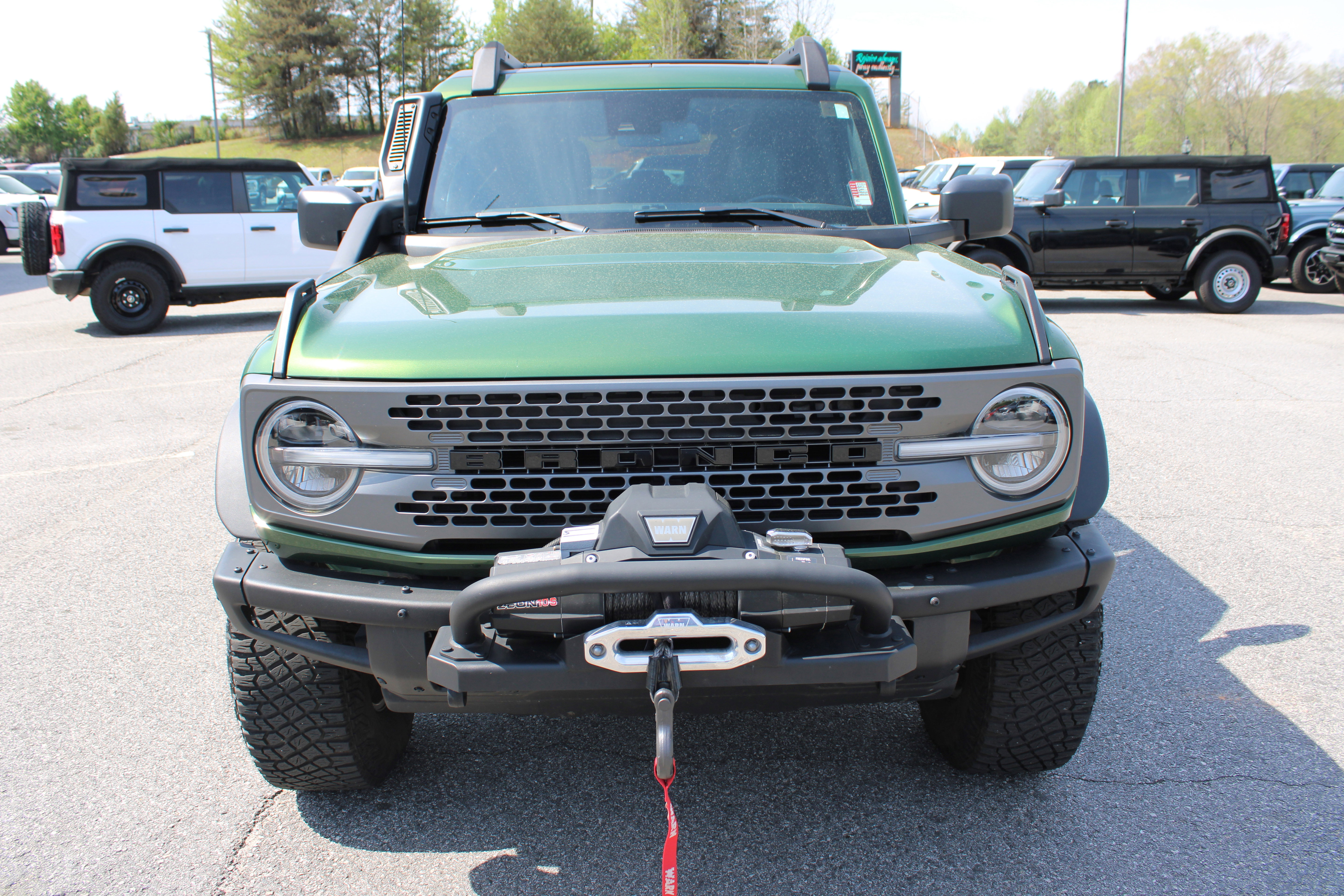 Used 2023 Ford Bronco Everglades image 3