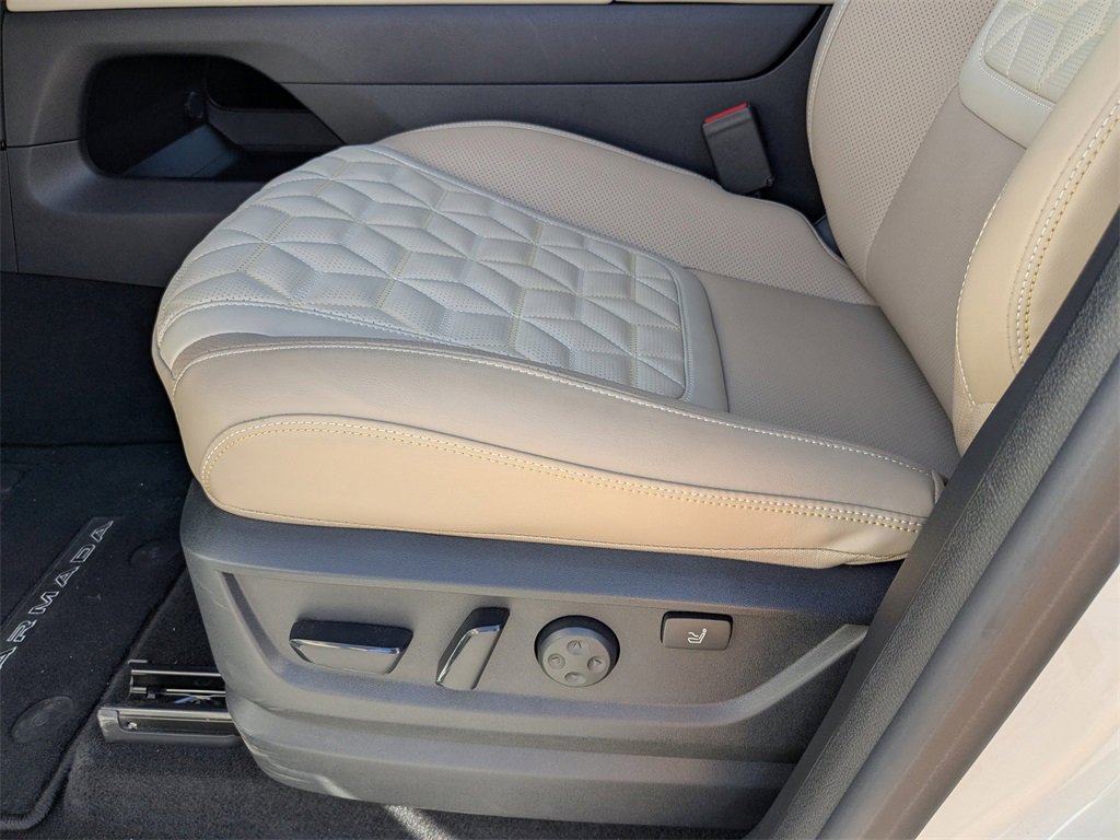 Used 2025 Nissan Armada Platinum Reserve image 23