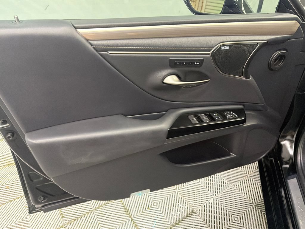 Used 2024 Lexus ES 350 F Sport FWD image 11