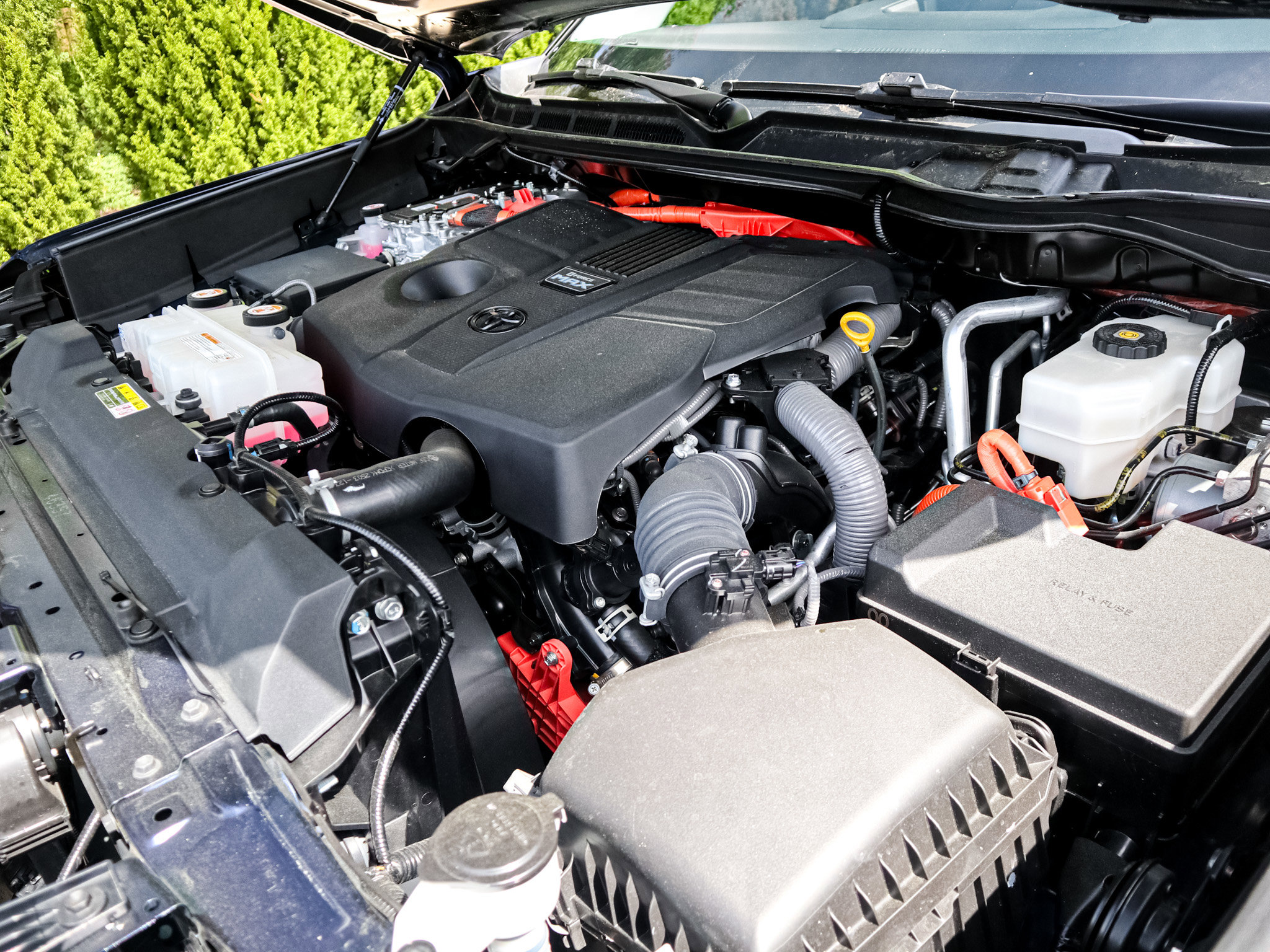 Used 2024 Toyota Sequoia SR5 w/ SR5 Premium Package AWD/4WD image 34