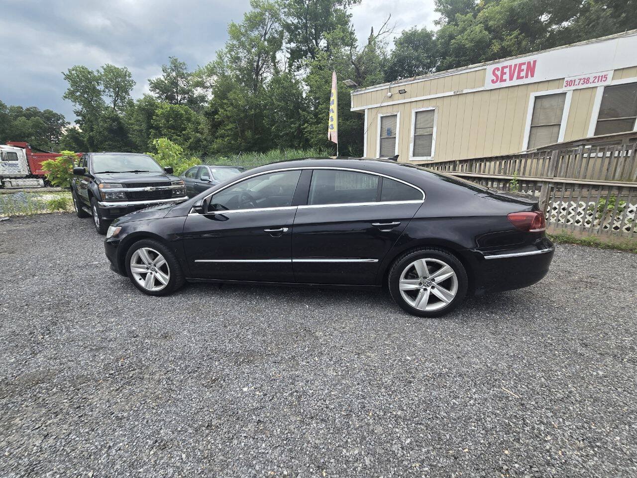 Used 2013 Volkswagen CC Sport FWD image 9