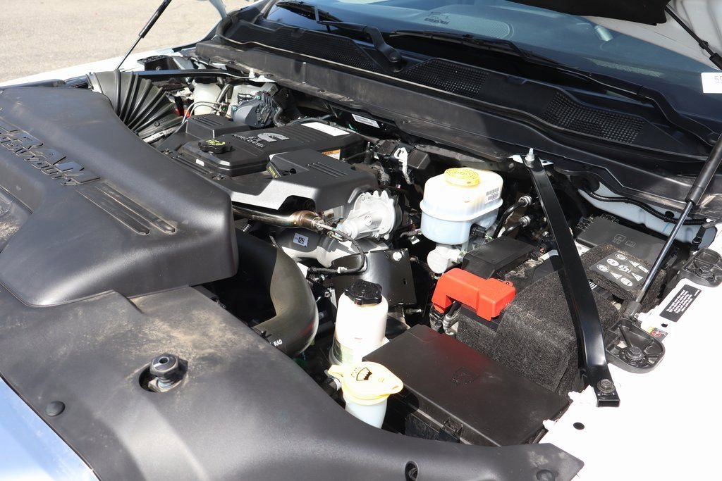 Used 2024 RAM 3500 Big Horn AWD/4WD image 13