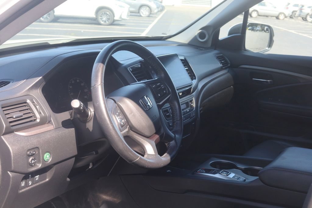 Used 2025 Honda Ridgeline RTL image 7
