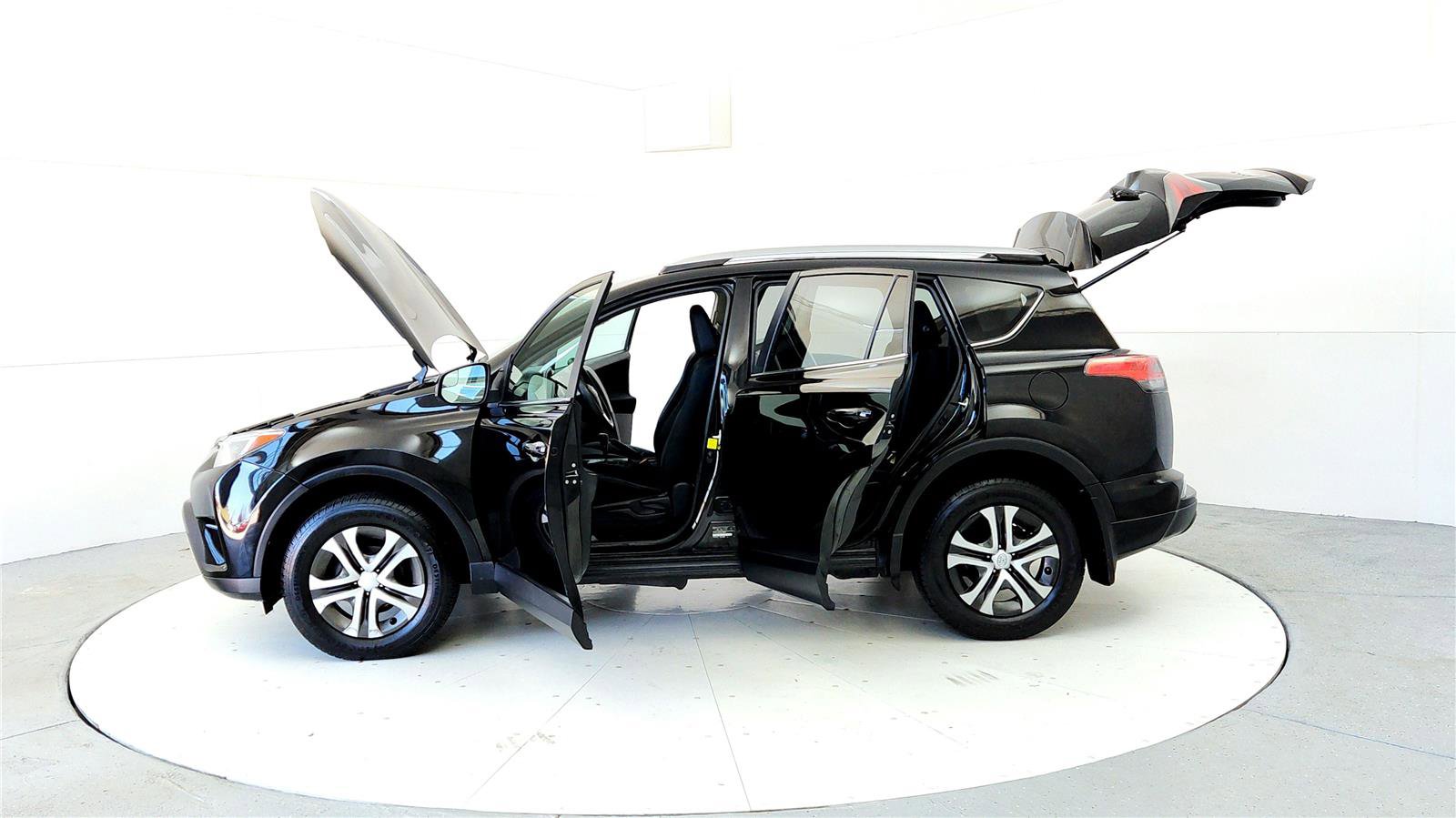 Used 2017 Toyota RAV4 LE w/ All Weather Liner Package AWD/4WD image 10