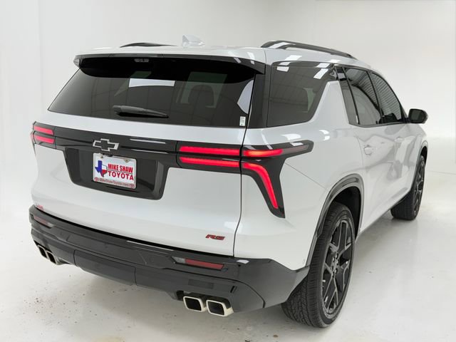 Used 2025 Chevrolet Traverse RS w/ LPO, Floor Liner Package FWD image 41