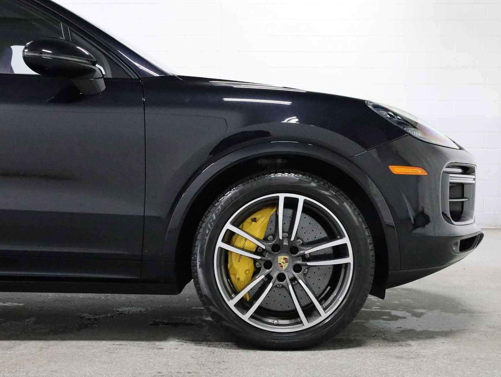 Used 2019 Porsche Cayenne Turbo AWD/4WD image 11