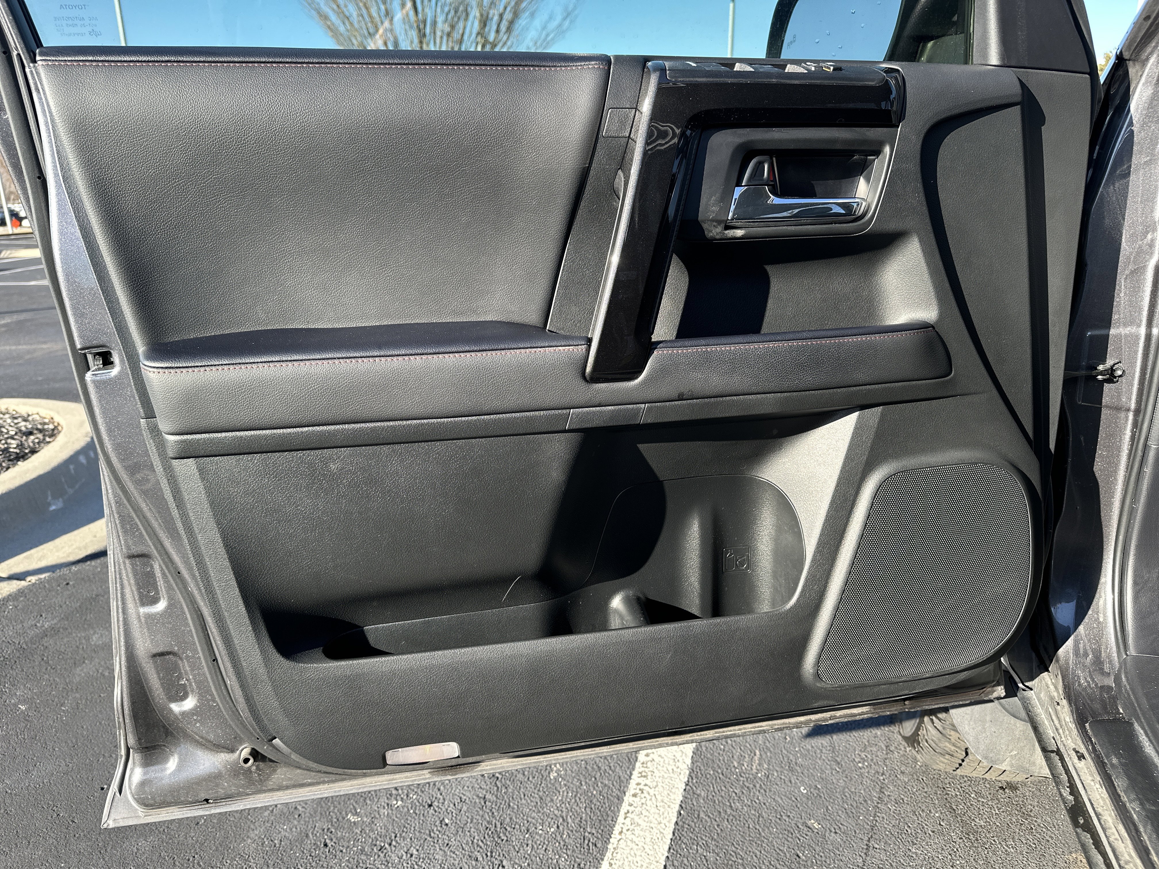 Used 2023 Toyota 4Runner TRD Off-Road Premium image 14