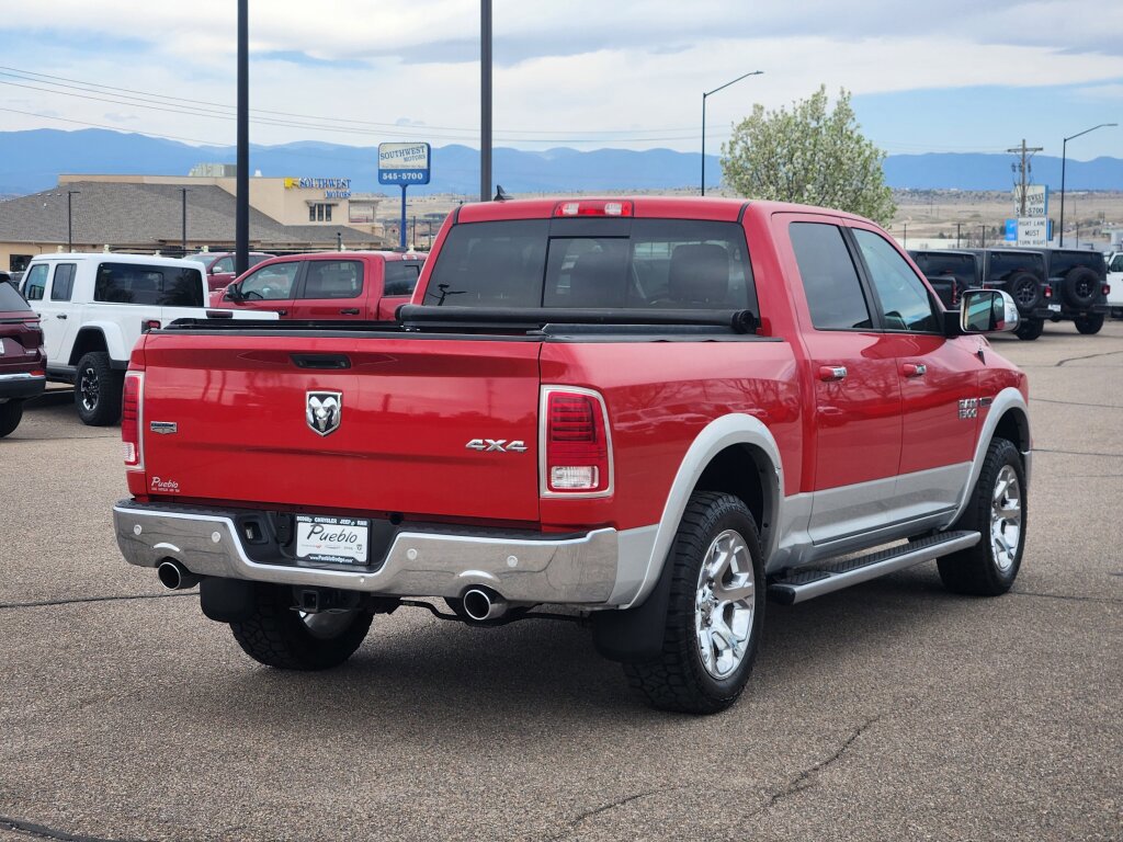 Used 2015 RAM 1500 Laramie w/ Convenience Group AWD/4WD image 3
