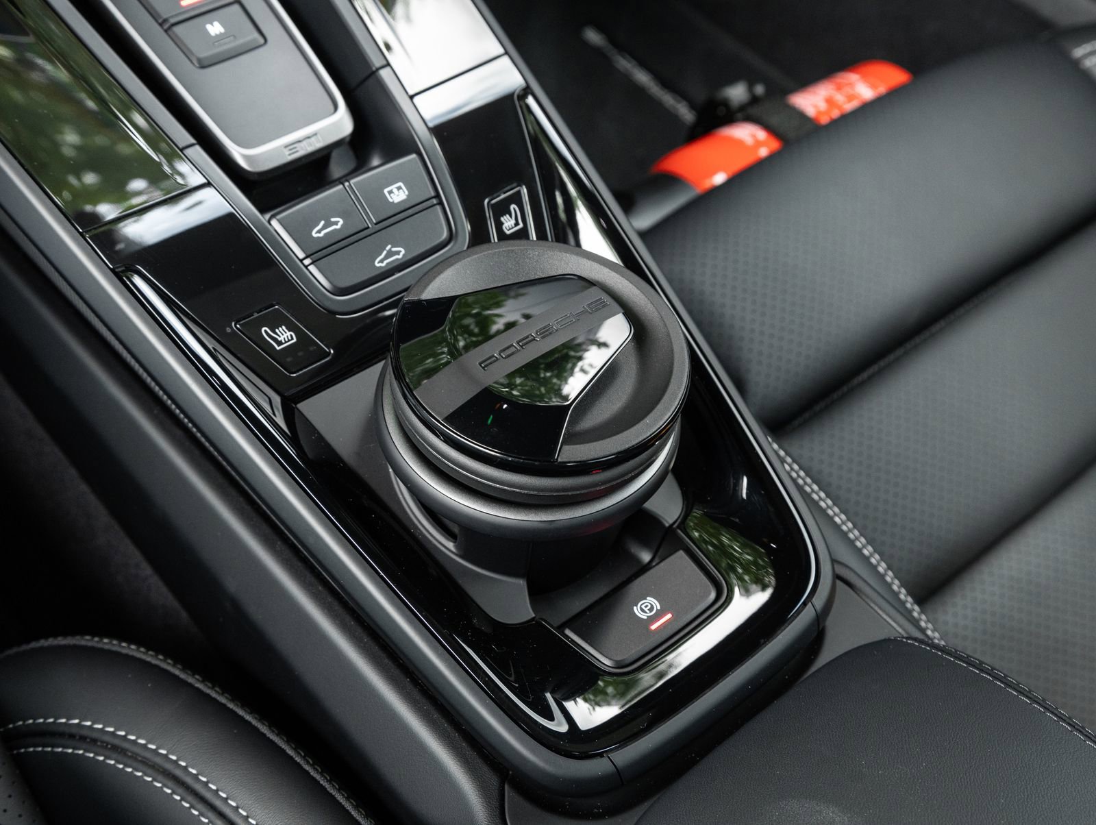 Certified 2026 Porsche 911 Carrera GTS image 30