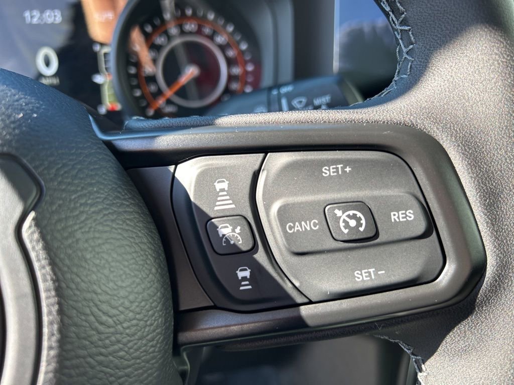 New 2026 Jeep Gladiator Sport AWD/4WD image 17