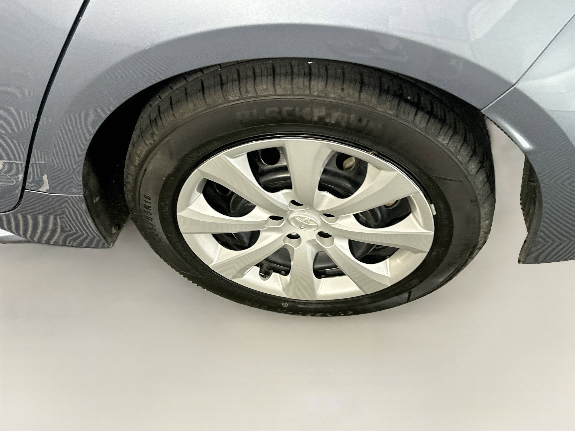 Used 2024 Toyota Corolla LE image 11